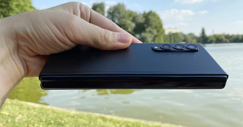 Samsung Galaxy Z Fold 3 5G: Hardware de Z Fold 2 + 15% şi 4 mari upgrade-uri 