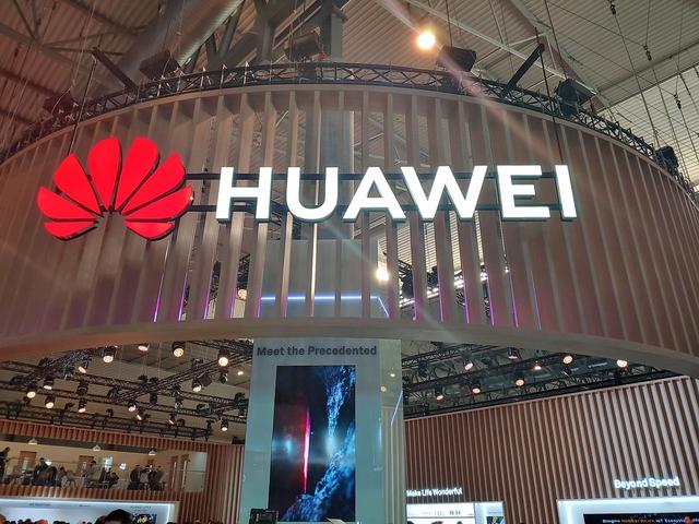 Huawei zablokowany przez USA. Co to oznacza dla użytkowników? 