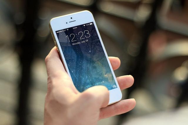 Apple iOS 15.2: ecco come cambierà il tuo iPhone per sempre! Tiziana Roselli 