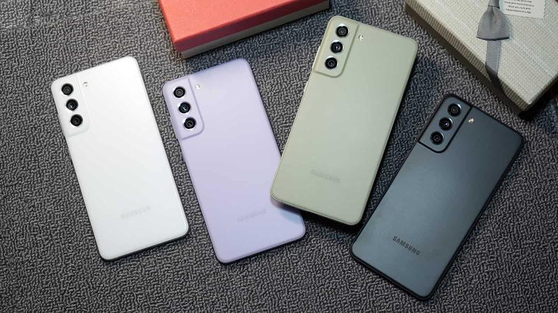 Samsung lance le Galaxy S21 FE 5G. 