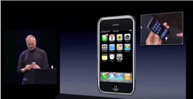 Dokładnie 10 lat temu Steve Jobs zaprezentował pierwszego iPhone'a. Za kulisami rozgrywał się dramat 