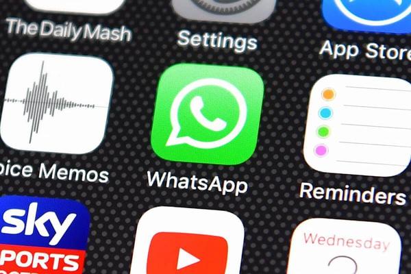 Za 7 dni WhatsApp przestanie działać na tych telefonach m.in. Samsung, Motorola i Huawei DEFINICJE Korekta stawek za gaz i prąd do 2022 r.: O ile wzrosną? 