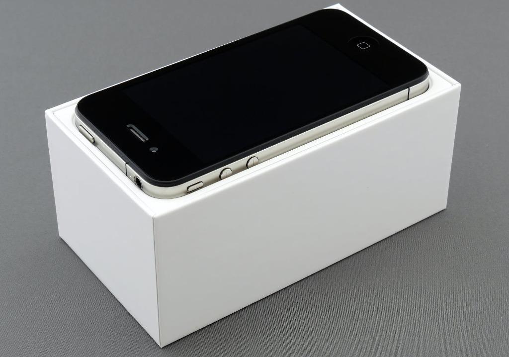 Cutia cu iPhone-ul din 2020 va cuprinde mai puține accesorii ca de obicei 