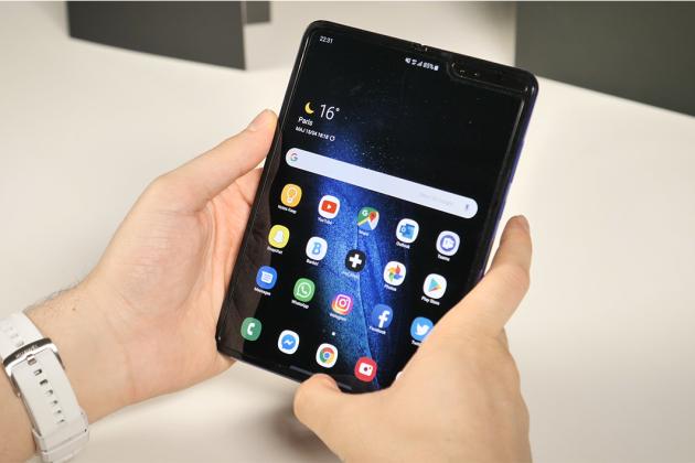 HIGH TECH Que vaut le Galaxy Fold, premier smartphone à écran pliable