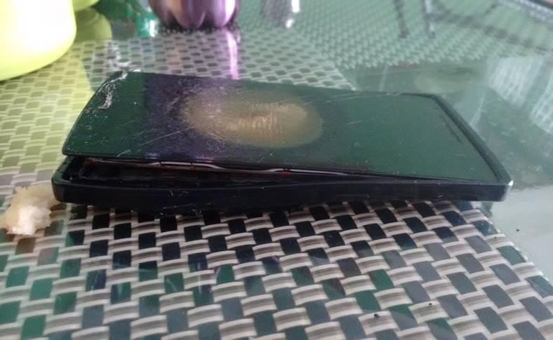 A Phone EXPLODED and KILLED a Man