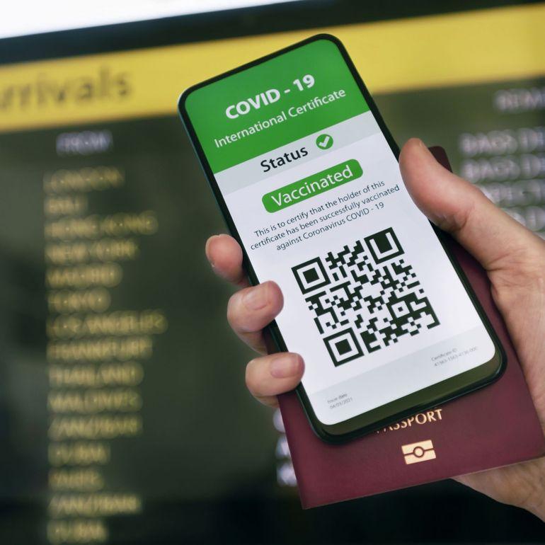 CovidSafe, Coronalert… Votre smartphone sera l’outil anti-Covid des vacances 