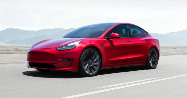 Constructorul de automobile Tesla intră în „clubul” firmelor care valorează peste 1.000 de miliarde de dolari 