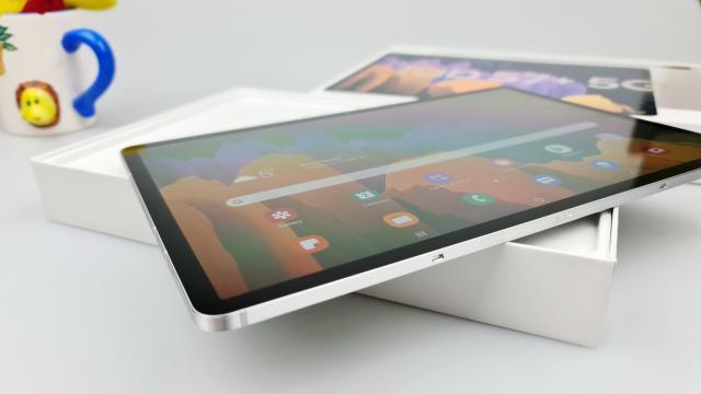 Tabletele Samsung Galaxy Tab S7/S7+ sunt actualizate la Android 12, cu România parte din primul val 