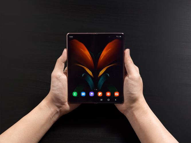 Galaxy Z Fold2 arrives to change the shape of the future