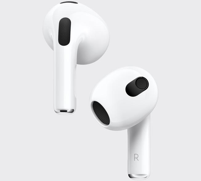 Apple AirPods 3 debutează oficial! Noile căști wireless „de buget” primesc Spatial Audio, rezistență la apă și o autonomie generoasă