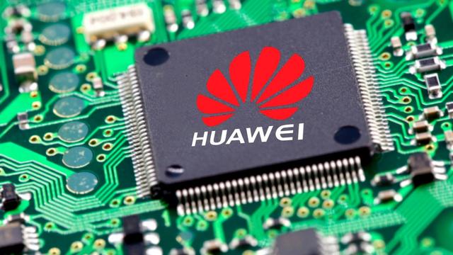 Autoritățile SUA slăbesc restricțiile Huawei. Compania va putea cumpăra procesoare pentru telefoane