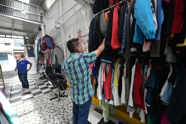 Crece la venta de ropa usada en Colombia | Economía | NoticiasCaracol