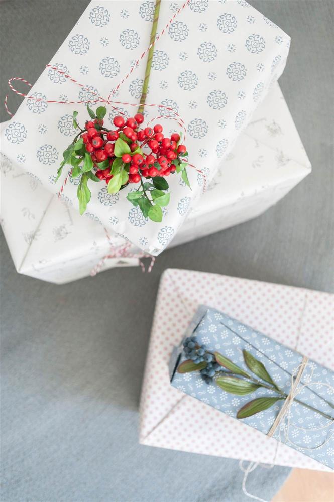 Check out these ideas to wrap your Christmas gifts