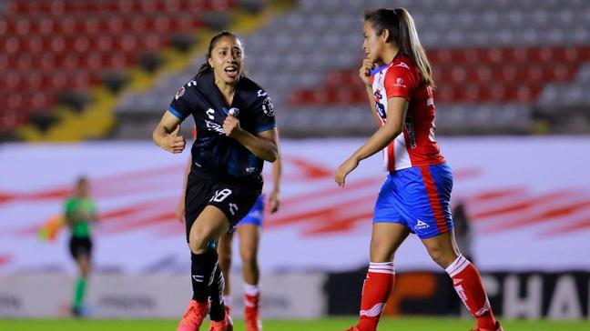 The Mexican Daniela Sánchez, candidate for the 2021 Puskas Award for this fabled goal