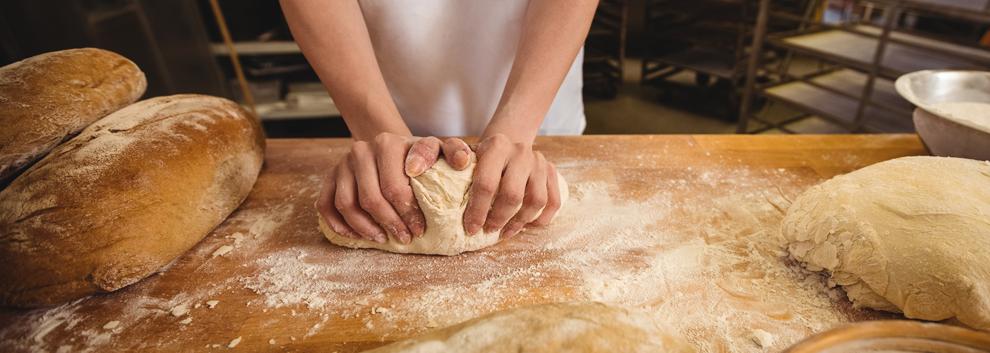 « Les boulangeries artisanales cherchent du personnel : plus de 21 000 postes sont à pourvoir ! » - Interview de la Confédération Nationale de la Boulangerie-Pâtisserie Française 