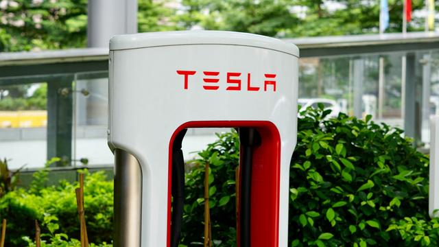 Tesla augmente les tarifs des Superchargeurs en France, voici ce que ça va vous coûter en plus