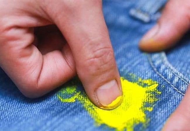  How is it done?  How is it done?  How to remove paint stains from clothes