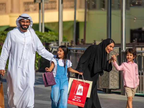Get into the swing of 2022 at The Dubai Shopping Festival SHOPPING EXPERIENCES FAMILY ENTERTAINMENT ENTERTAINMENT FOOD