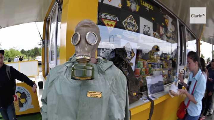 Viaje a Chernóbil: guardias armados, souvenirs y perros que nadie acaricia