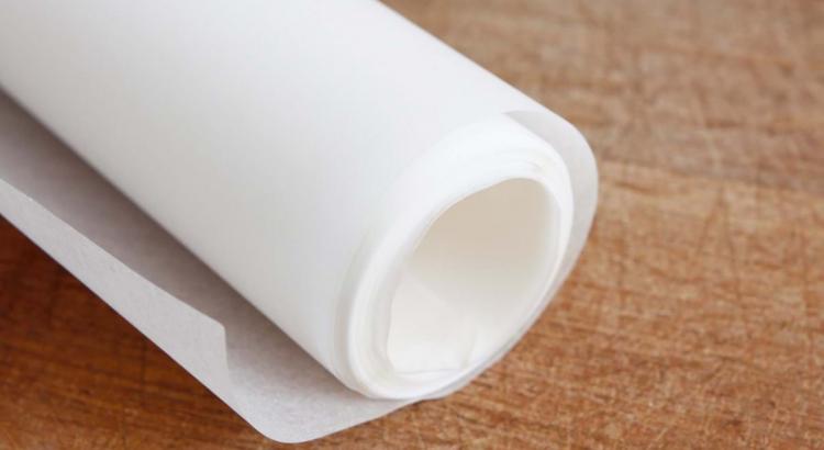 Papier sulfurisé : 9 utilisations insoupçonnées et très astucieuses du fameux papier cuisson !