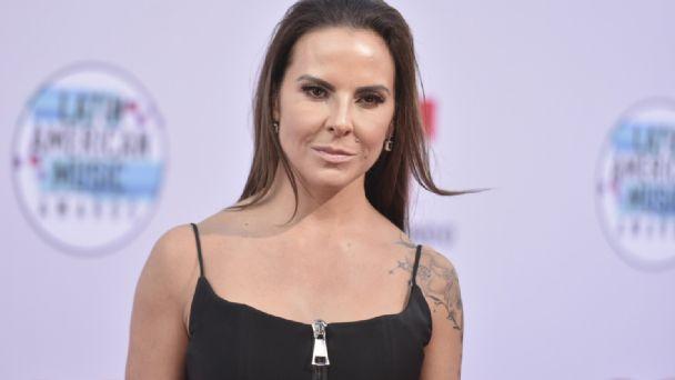 Kate del Castillo enseña un escote ideal para mujeres mayores de 40 años