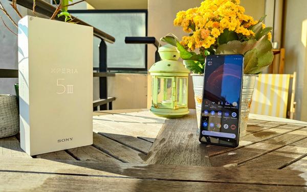 PhonAndroid Test Sony Xperia 5 III : une version miniaturisée, moins chère et améliorée du Xperia 1 III