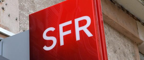 "Vente forcée", "tromperie" : SFR épinglé pour avoir assuré des clients sans leur consentement