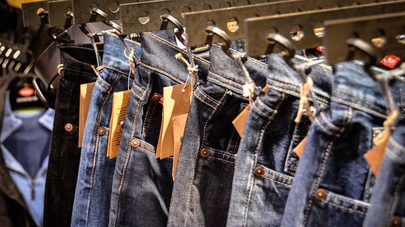 Fashion Why does your clothing size change depending on the brand?