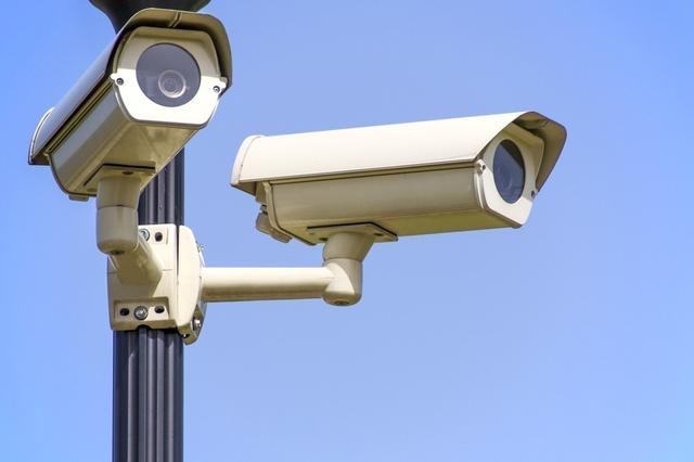 Six caméras de surveillance pour 540 habitants, dans l'Aude ce maire qui veut surveiller et faire payer les auteurs d’incivilités 