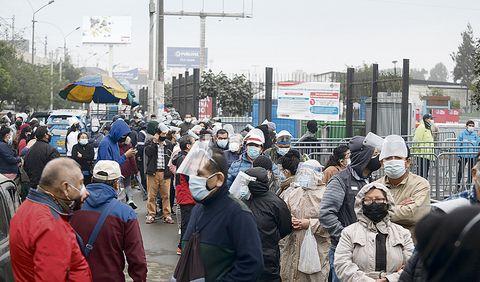 They perform clothing donation campaign for people in poverty