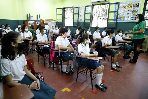 La Nación Colegios privados iniciarán clases siguiendo el protocolo sanitario del año pasado
