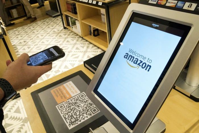 Amazon planea abrir una tienda de ropa en el centro comercial Americana en Glendale