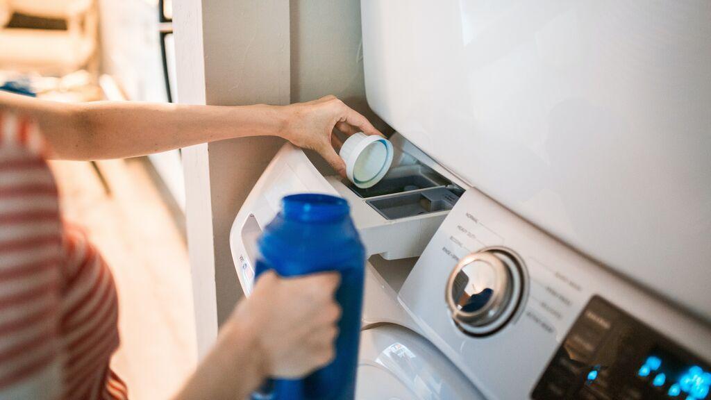 How to wash a suit in the washing machine without damaging it