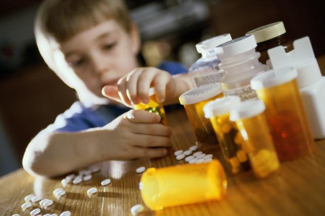 VIDEO: Cada vez más niños se intoxican con opioides de sus papás
