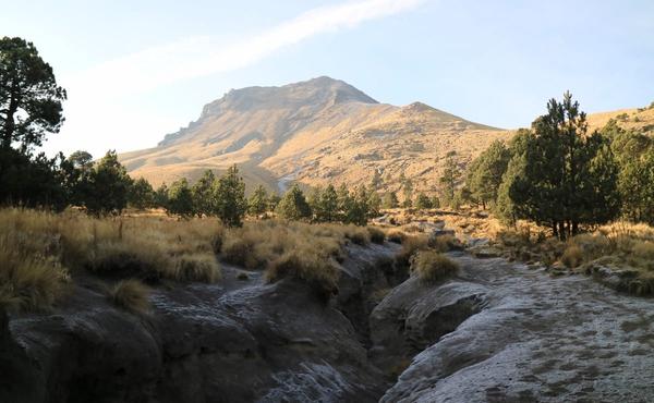 Lánzate a la cima del volcán La Malinche, la sexta montaña más alta de México