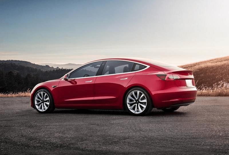 Comment recharger efficacement votre Tesla Model 3 ? 