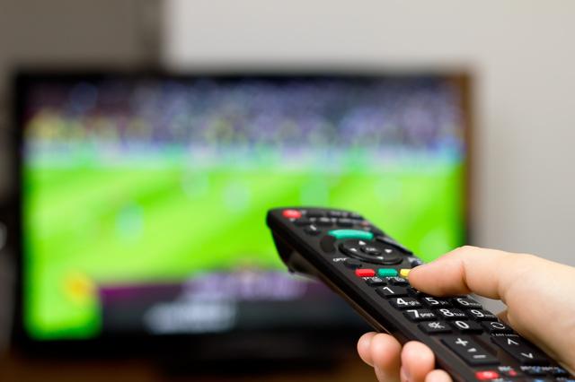 Football : où voir les matches à la télévision et à quel prix ? 