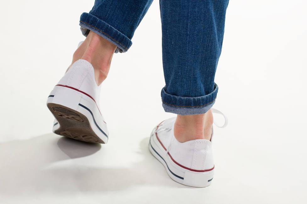 COPE El secreto para limpiar la goma blanca de tus zapatillas