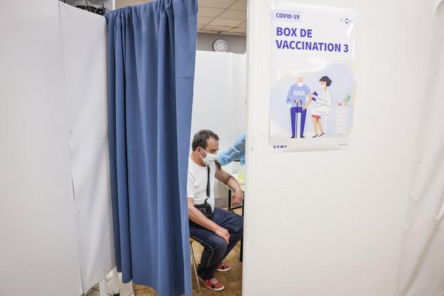Vaccination contre le Covid-19 : l’objectif de 30 millions de premières doses atteint demain