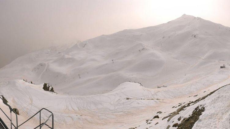 Le sable du Sahara tombé sur la neige des Pyrénées va faire l'objet d'une étude scientifique