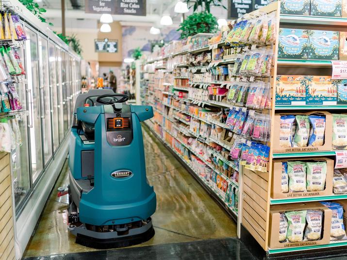 Sam’s Club brings inventory scanning to floor-scrubbing robots 