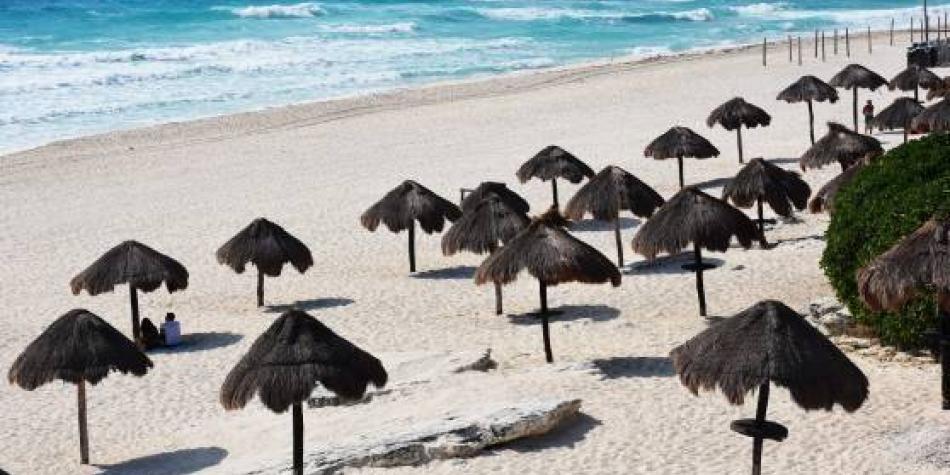 Pandemia: Cancún y Los Cabos, golpeados por tercera ola de covid-19 