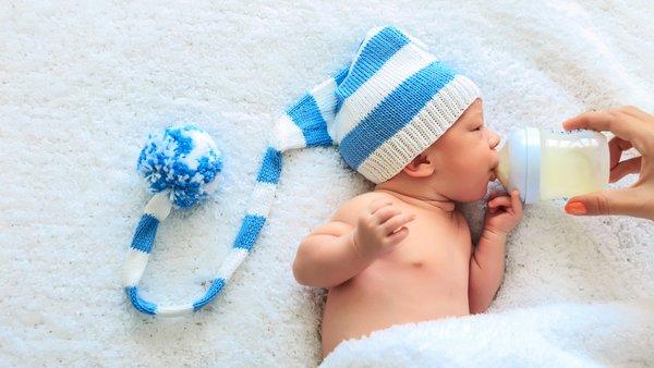 Guide to 10 Useful Gifts for New Parents