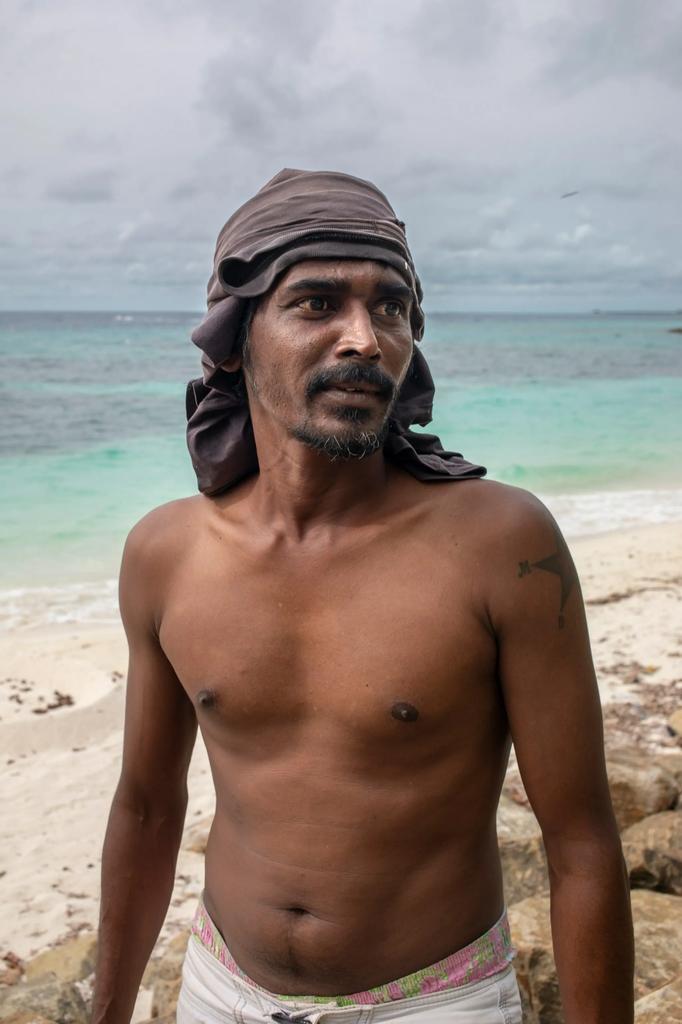 Grignotées par la mer, les Maldives n’ont plus qu’une solution : s’adapter.