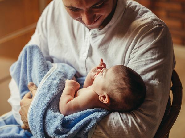 12 dudas y respuestas sobre el nuevo permiso de paternidad · Noticias Jurídicas 