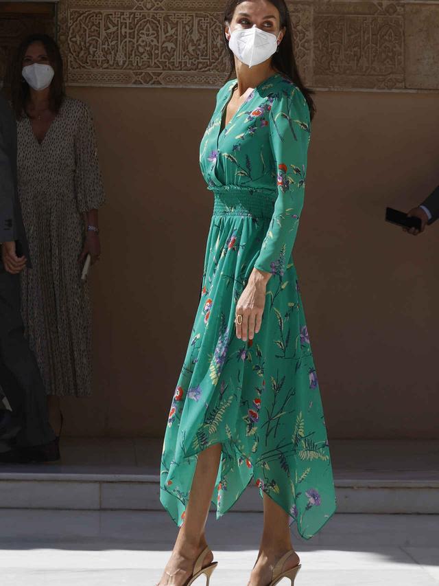 Verde que te quiero verde: Letizia y su vestido de flores en la Alhambra 
