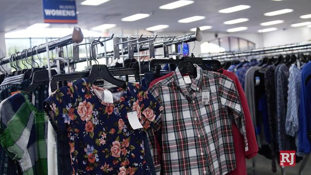 Tiendas Goodwill se renuevan ahora que están de moda Renovar las tiendas Preparándose para el crecimiento