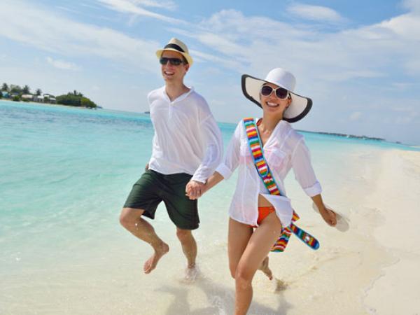Aruba launches “Honeymoon First” campaign 