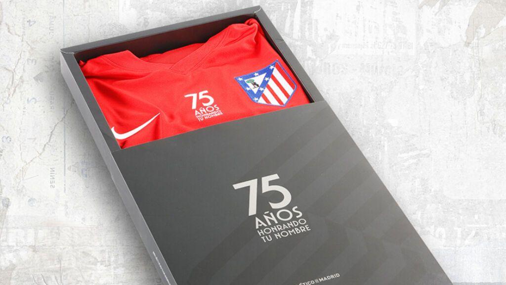La afición arrasa con la nueva camiseta del Atlético con su escudo: ¡agotada en una hora! 