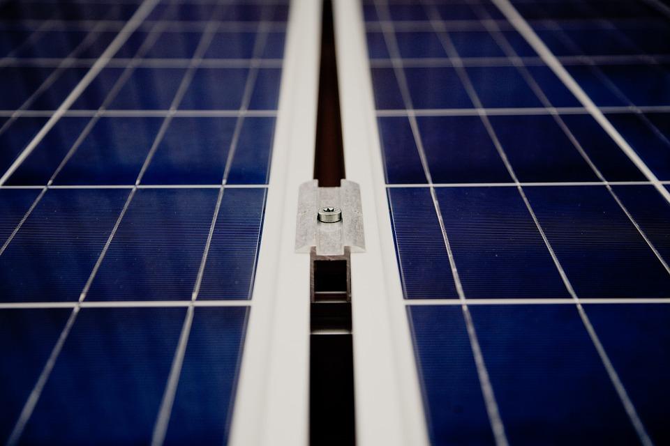L'EnerGeek Energie solaire : comment choisir le module photovoltaïque le plus adapté ? Rédigé par : La Rédaction prochains événements :
